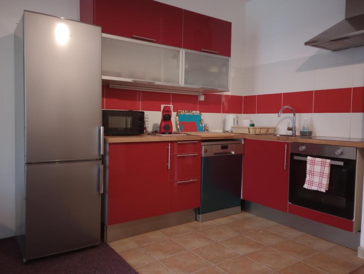 קרלובי וארי Apartman Rezidence Certovka 2121 Free Parking Garage מראה חיצוני תמונה