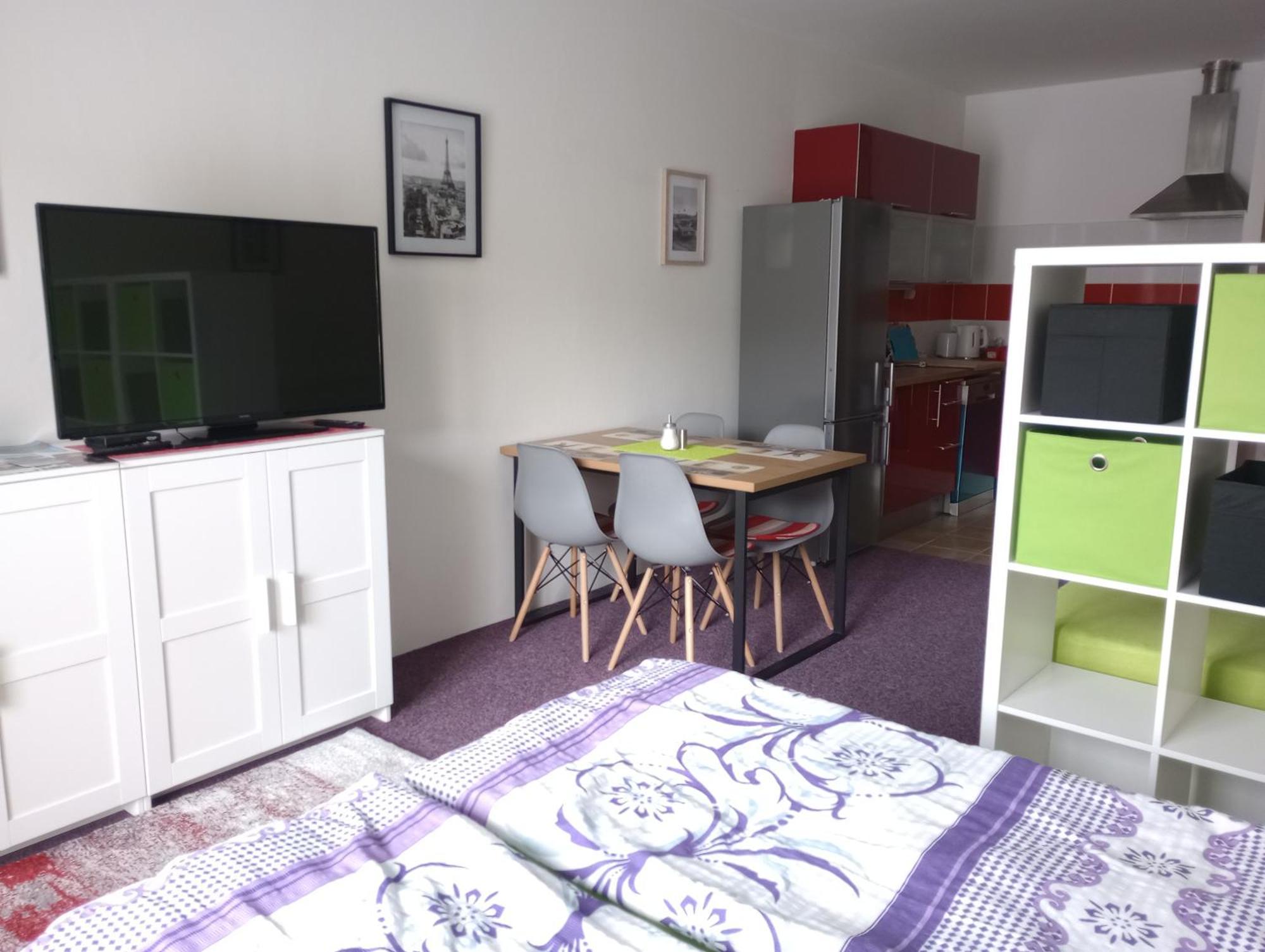 קרלובי וארי Apartman Rezidence Certovka 2121 Free Parking Garage מראה חיצוני תמונה